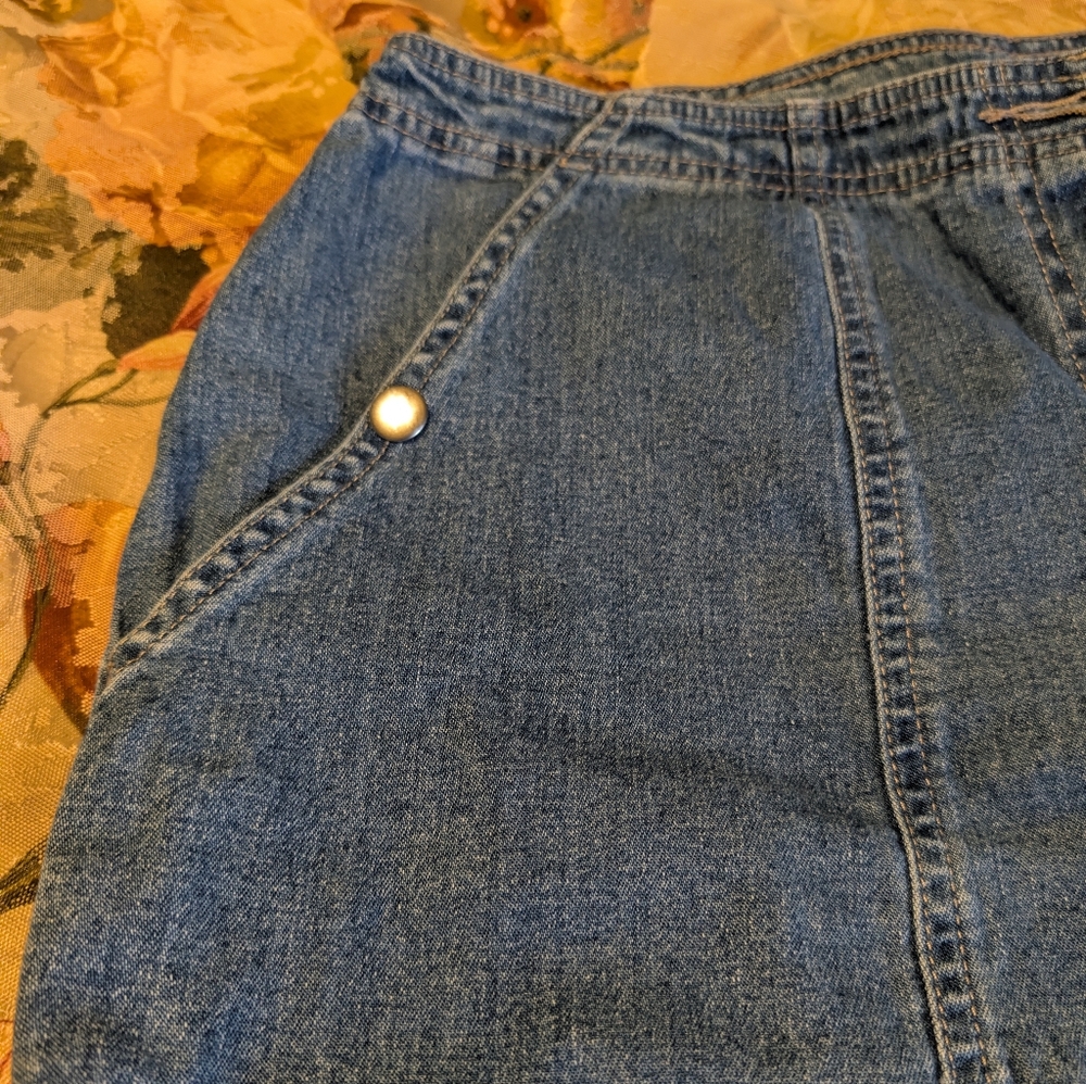 VTG DENIM&CO High Waisted Denim Capri Pants with 6 Pockets - EVC - 18W - Picture 5 of 7